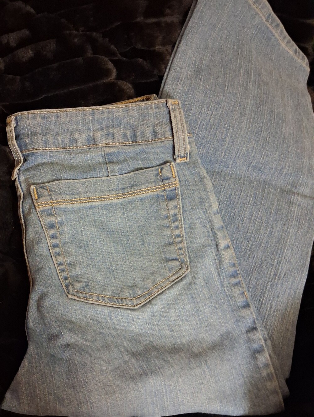 Eddie Bauer Light Denim Cropped Ankle Jeans